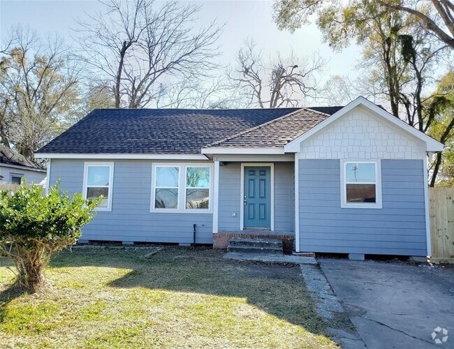 Building Photo - 4514 Willowbrook Blvd Rental