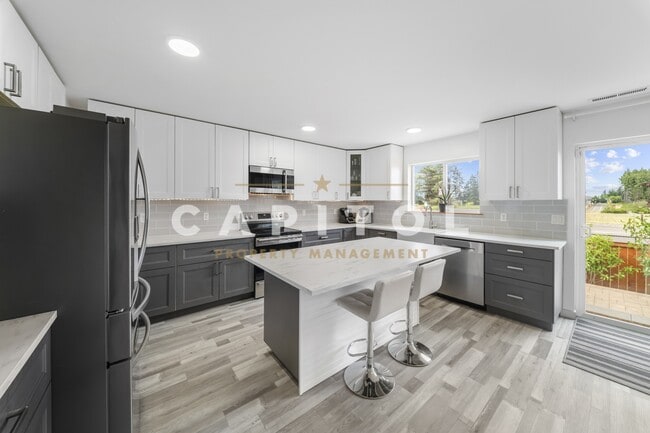 Photo - 14920 Terra View St SE