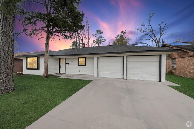 Building Photo - Great 3/2 in Houston Rental
