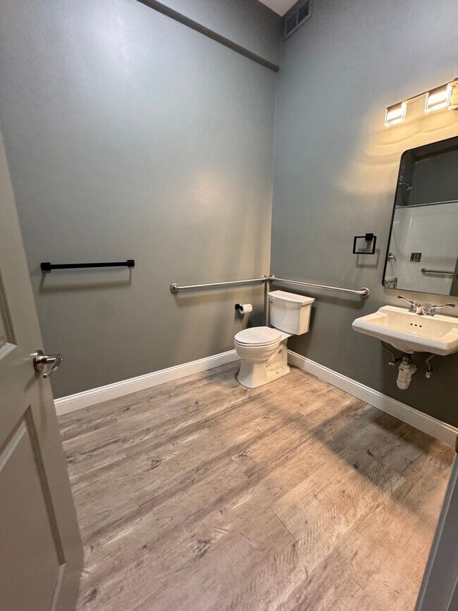 Photo - 70 Webster St Unit 109