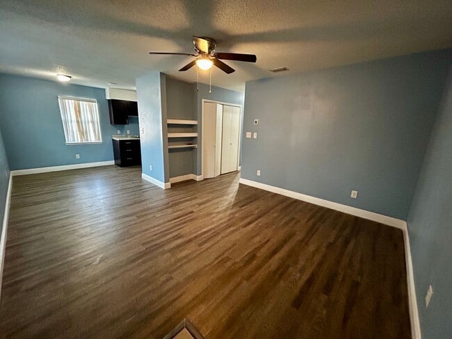 Photo - 6321 Lenawee St Unit 6321 Lenawee Street Apt 3