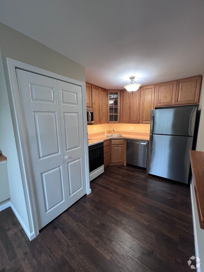 Building Photo - 403 S Main Street Unit G102 Rental