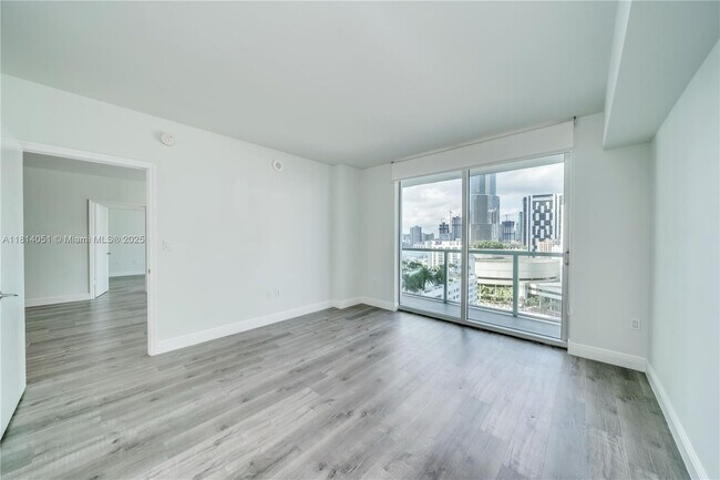 Photo - 55 SE 6th St Condo Unit 1703