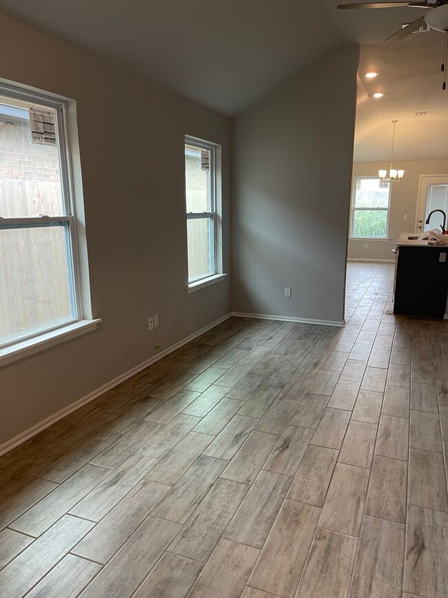 Photo - 2600 NW 199th St