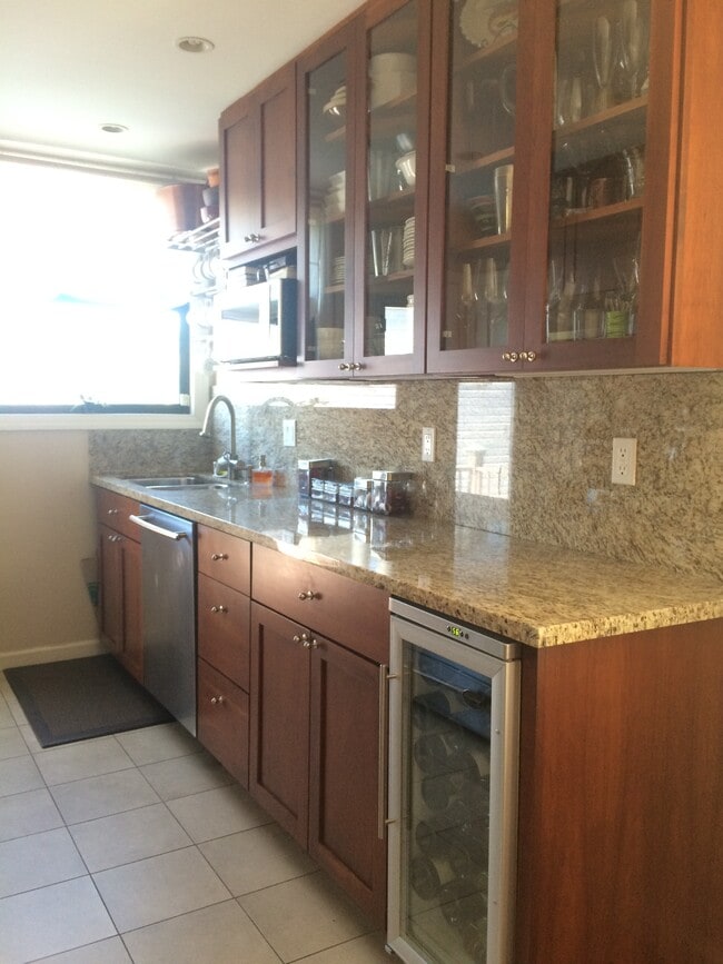 Building Photo - 651 14th Street