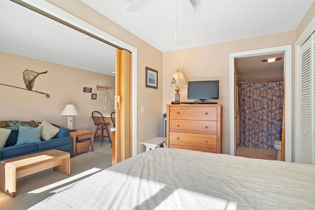 Photo - 118 Weirs Rd Unit 121