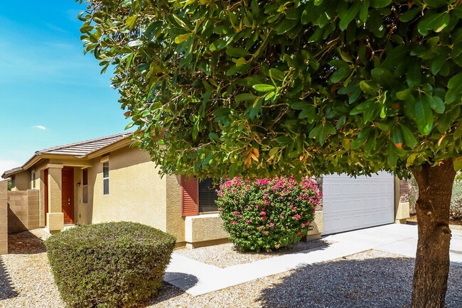 17932 W Vogel Ave