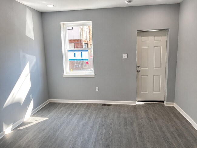 Photo - 1212 N Randolph St
