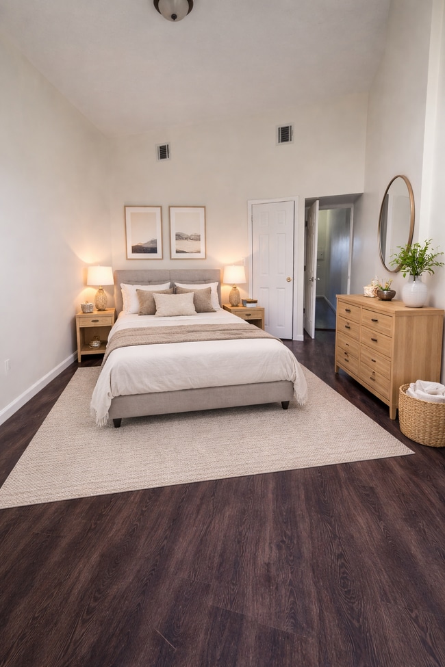 Bedroom - 167 Danforth Ave Unit 2