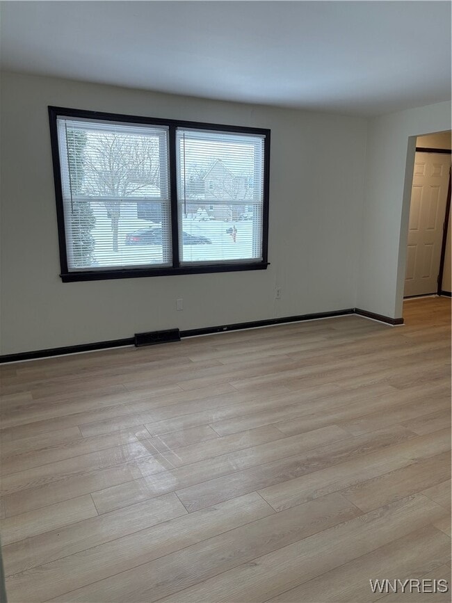 Photo - 431 Kaymar Dr