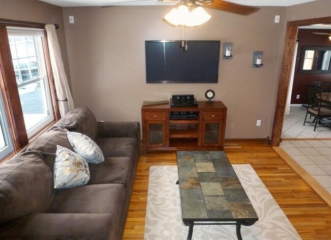 Photo - 203 Buckley Blvd
