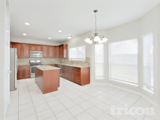 Photo - 5911 Klamath Falls Ct