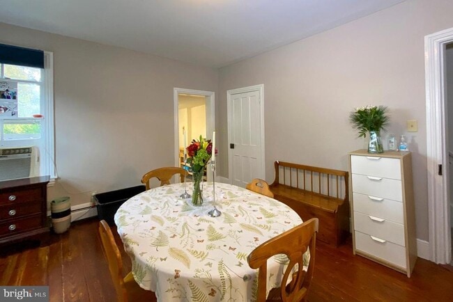 Photo - 10 Princeton Ave