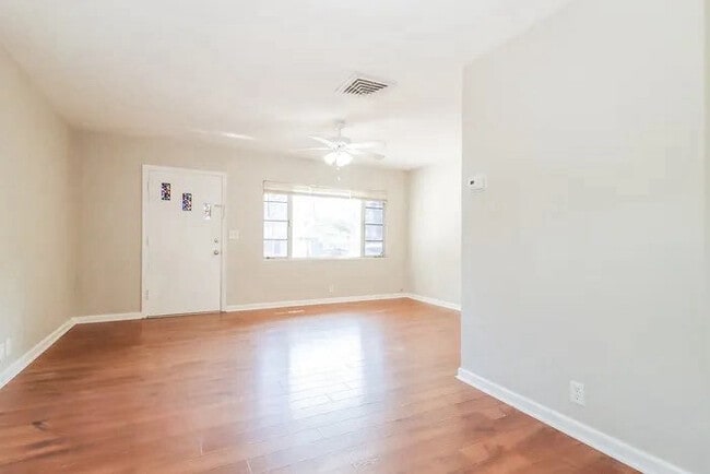 Photo - 1314 Friend Ave