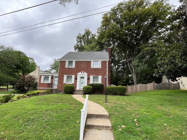 Building Photo - 4408 Glenridge St