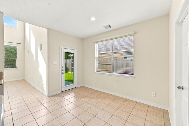 5214 Barleycorn Ln