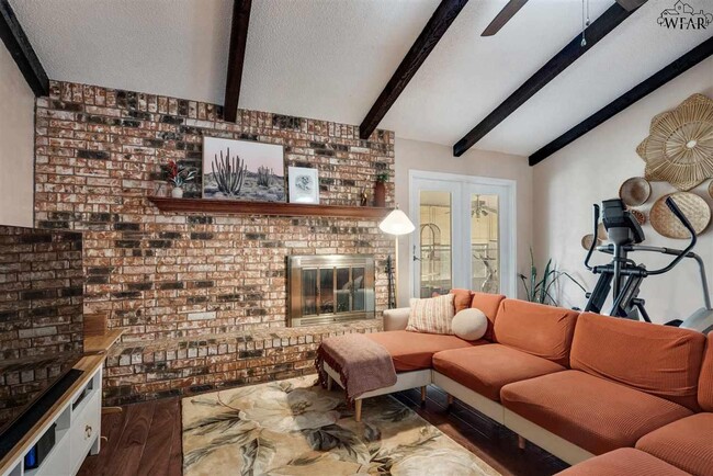 Photo - 5607 Briargrove Dr