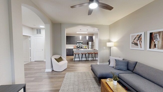 Sala de estar - Autumn Breeze Apartments