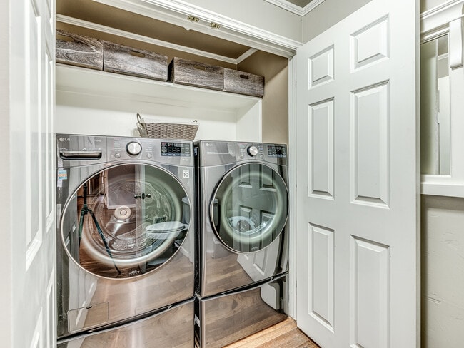 Photo - 615 NW 37th St
