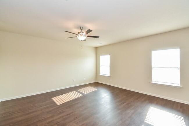 Photo - 3531 Falconwood Dr