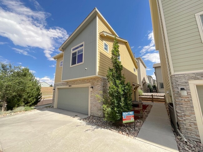 Building Photo - 2 Bedroom Home Available S Union Blvd & Martin Luther Kings Jr Bypass!