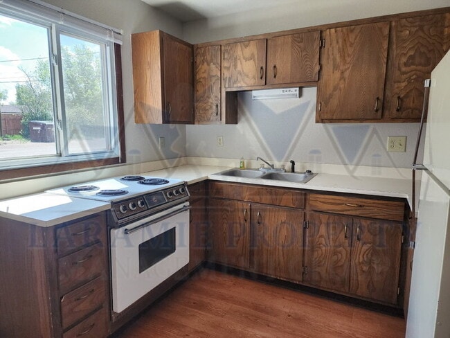 Photo - 808 E Canby St