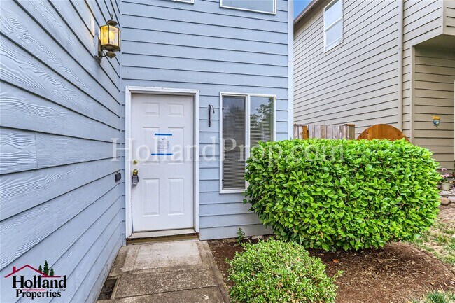 Photo - 3143-3145 NE 13th Pl Unit 3145