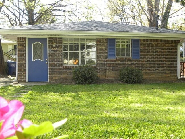 Building Photo - 322 Nelms Ave NE