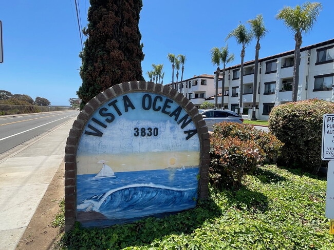 Photo - Enjoy the San Clemente lifestyle! Unidad #17