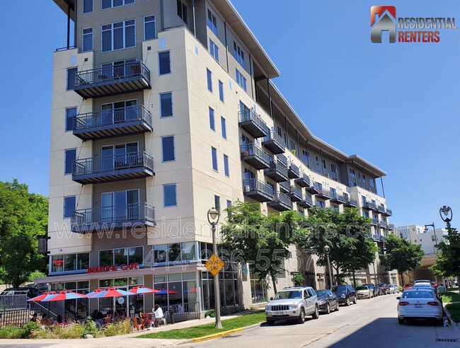 Building Photo - 2080 N Commerce St Unit 204