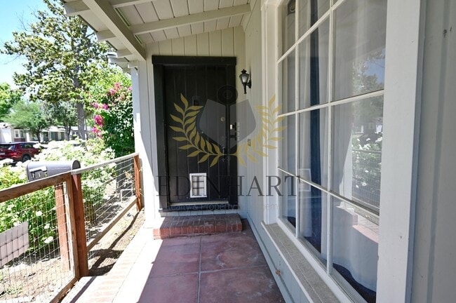 Photo - 145 E University Ave
