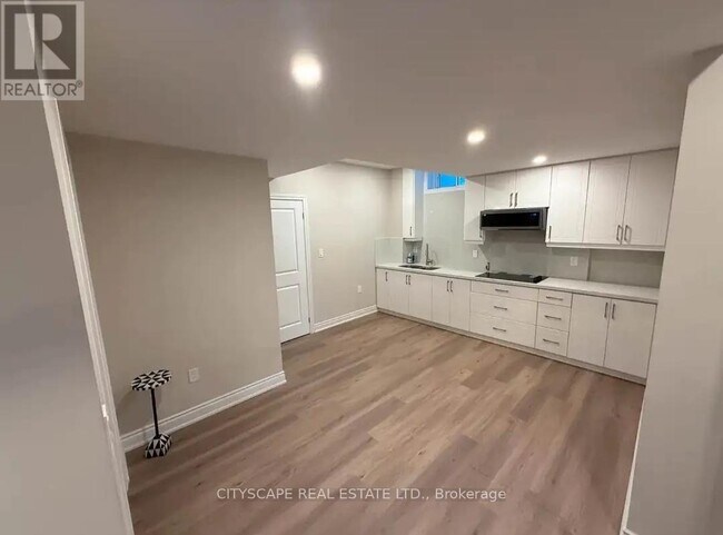 Photo - 3367 Post Rd