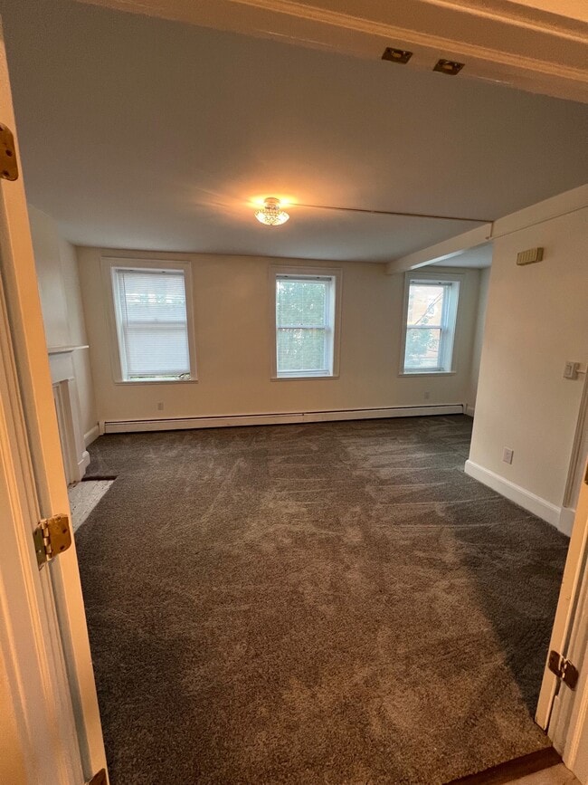 Photo - 200 N Pearl St Unit 1