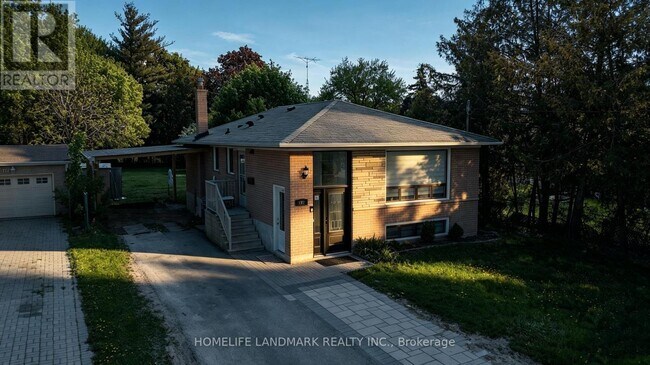 Photo - 181 Maple Ave