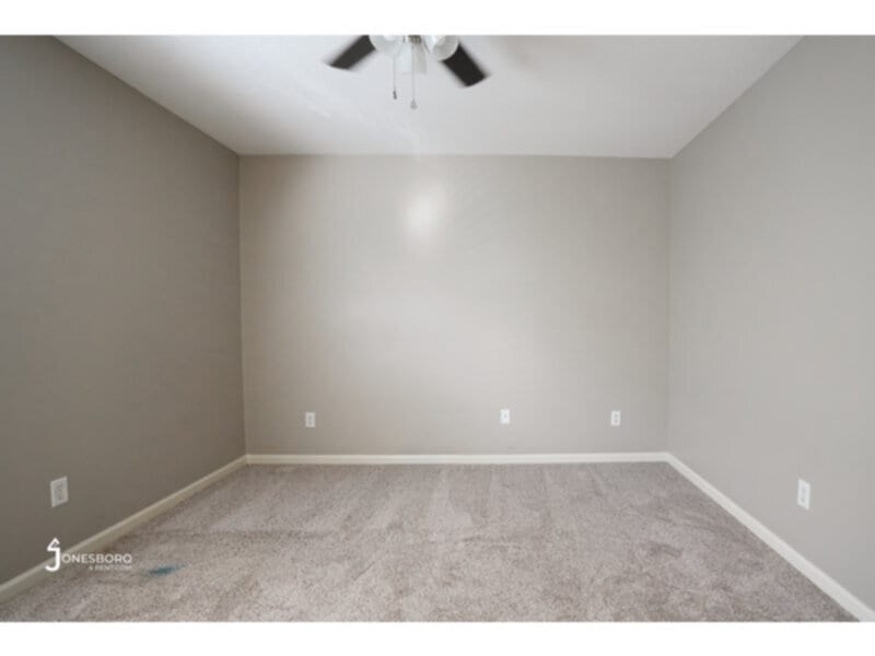 Photo - MEDALLION: Water & Sewer Included!