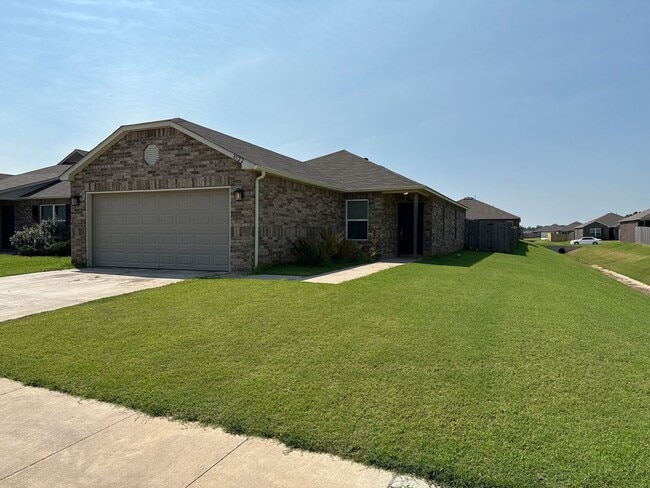 Building Photo - Great 3 bed/2 bath house in Bixby schools!...