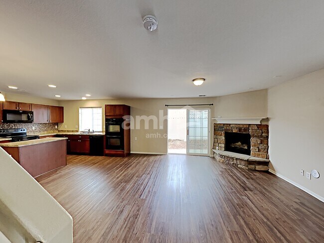 Photo - 19789 Randolph Pl