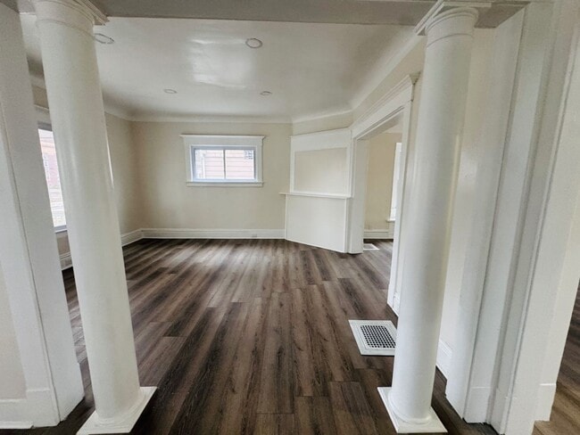 Photo - Charming 4-Bedroom Property in Prime Location