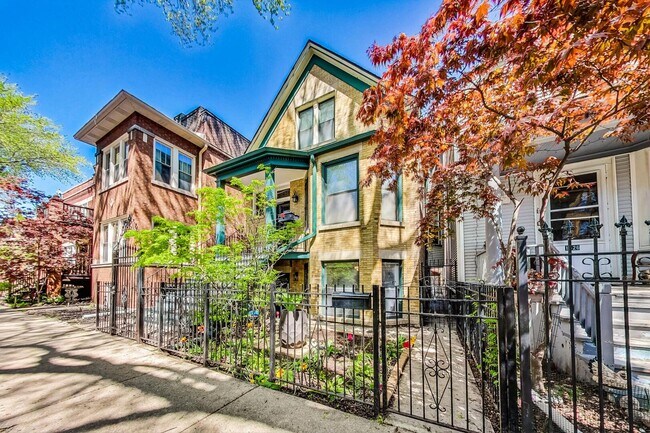 Photo - 1428 W Edgewater Ave Unit G