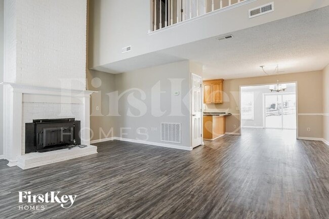 Photo - 6700 River Hills Dr