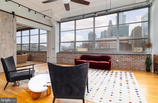 2200 Arch St Unit 506+507