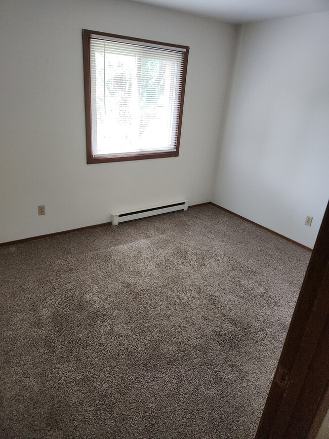Building Photo - 771 McKinley Ave Unit 6 Rental