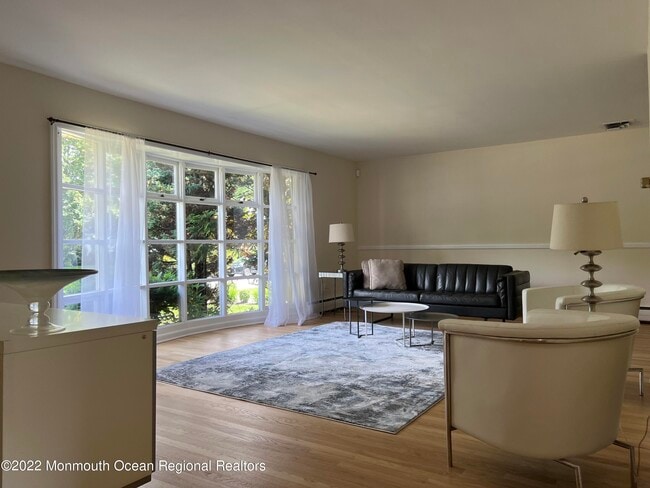 Photo - 722 Grassmere Avenue