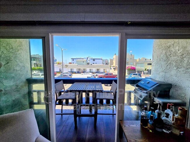 Photo - 320 Hermosa Ave Unidad #105