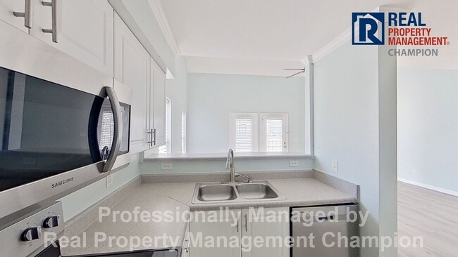 Photo - Cute 3 BD/2 BA Townhome Style Near UNCW