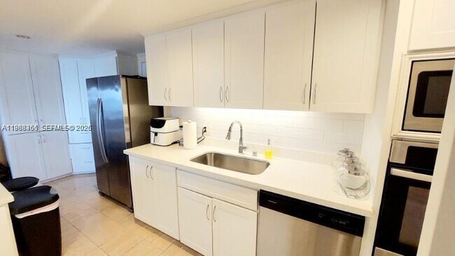 Photo - 1800 NE 114th St Unit 705