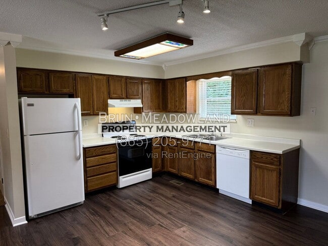 Photo - 103 Mapletree Ln