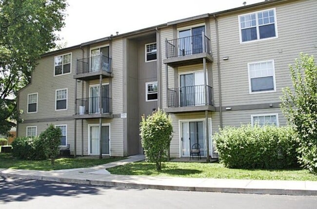Photo - 900 Westgate Ave Unit #900