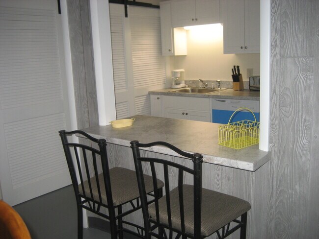 Photo - 7620 Watson Rd Unit lower