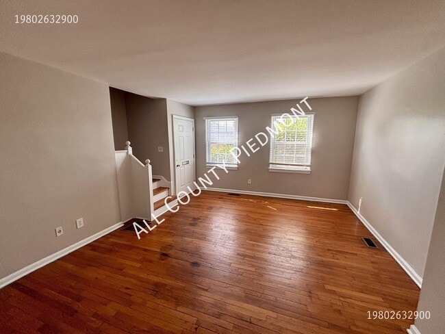 547 Wakefield Dr